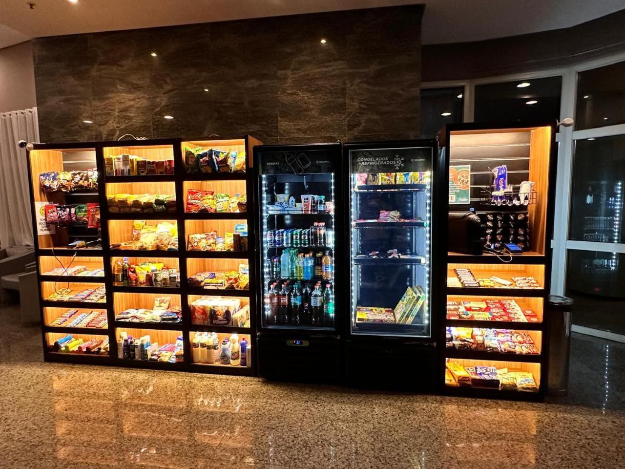Barra Da Tijuca - 508 - De Frente Para Maravilhosa Piscina - Estacionamento Gratuito - Academia Comphania Atletica - Balsa Para Praia Gratis - Microondas - Geladeira Grande - Recepcao 24Horas - Wi-Fi - Com Pia Rio de Janeiro Exterior photo
